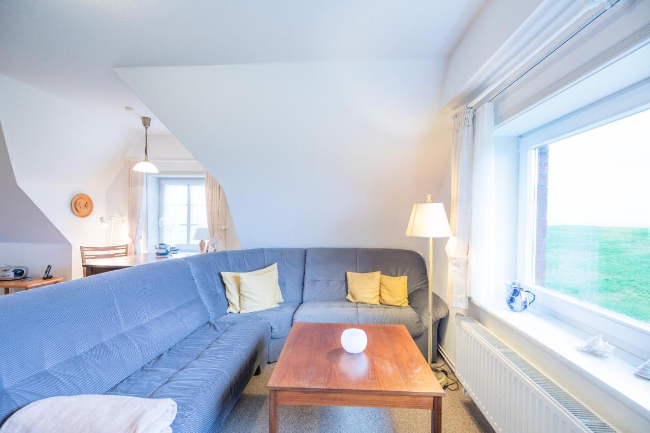 Direkt Am Deich - Ferienwohnung Amrum Im Gaestehaus Am Badedeich Dagebuell Exterior photo